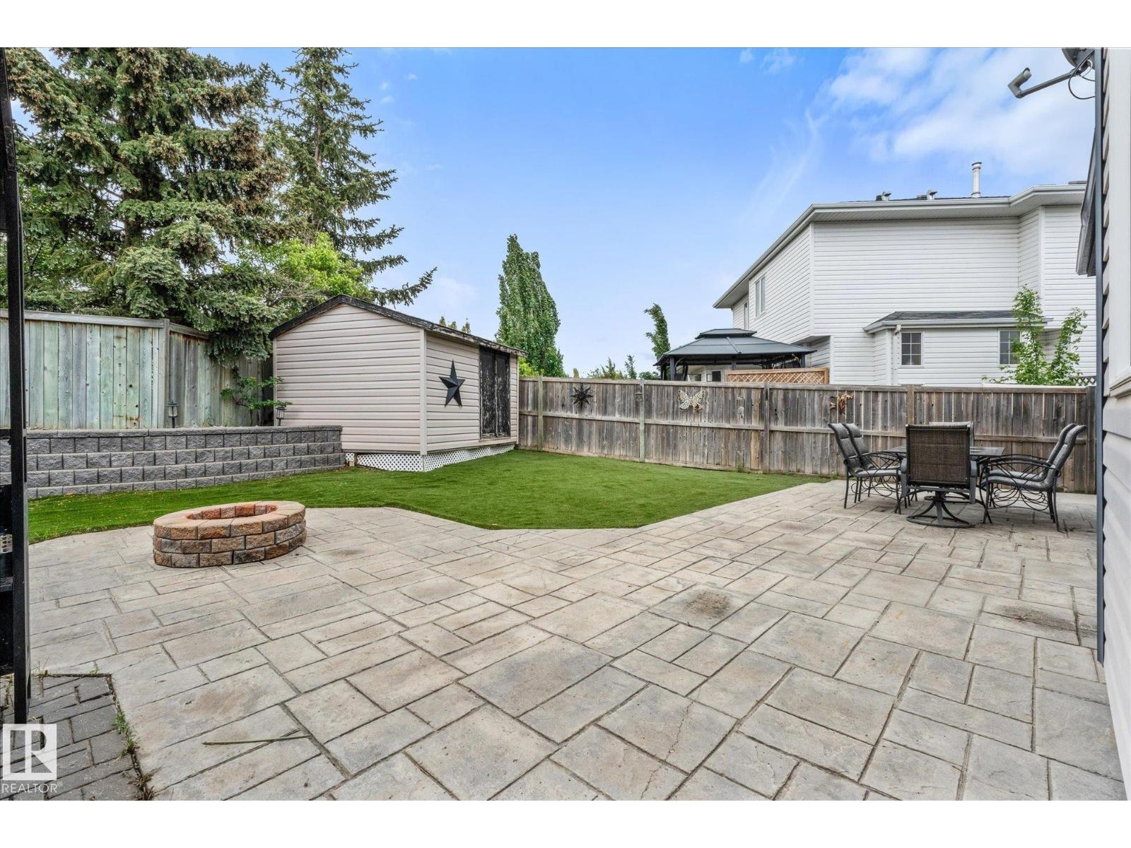 18 WOODBEND WY - 53