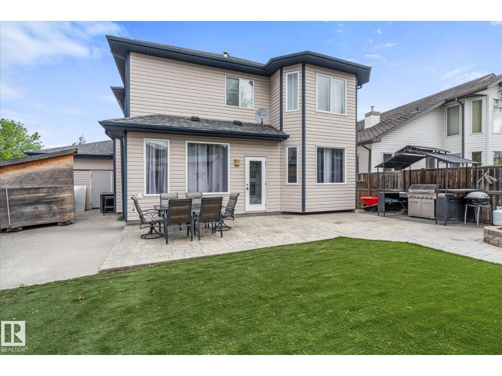 18 WOODBEND WY - 56
