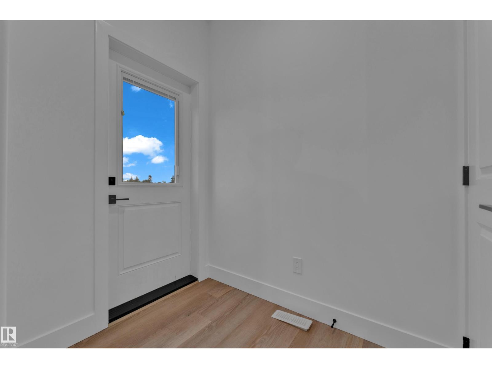 4213 63 ST — photo 20