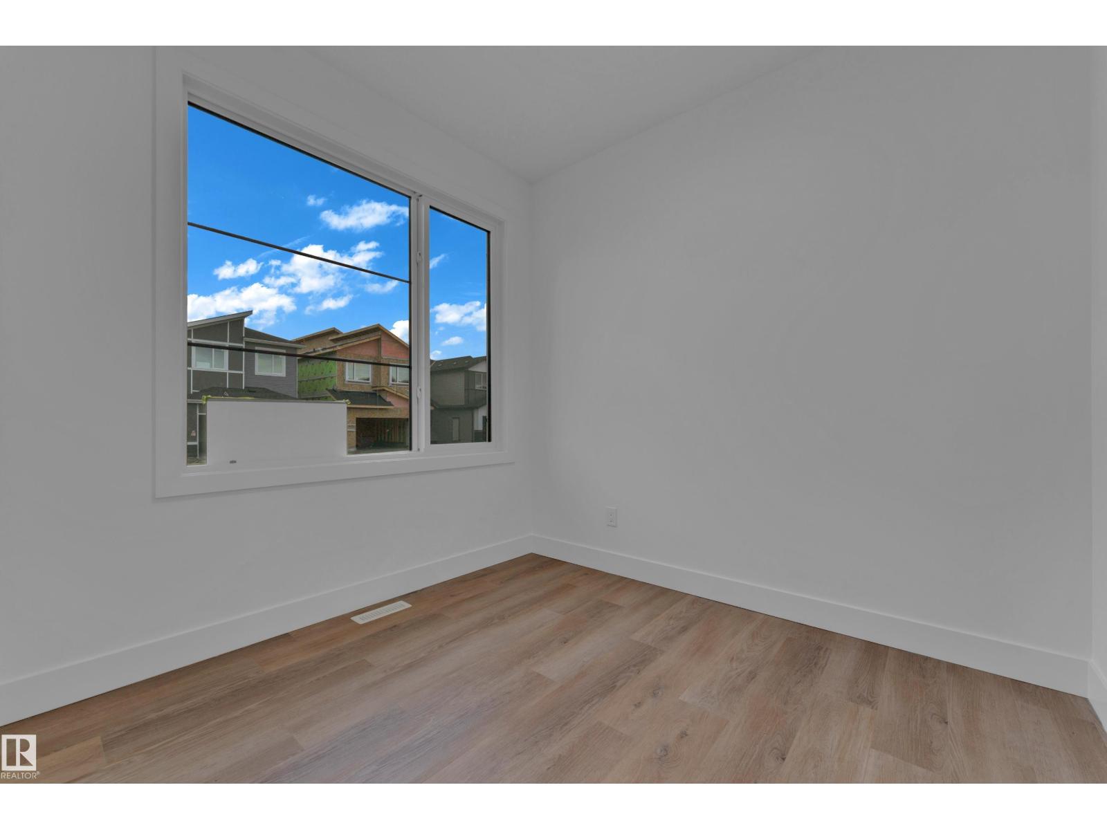 4213 63 ST - photo 5