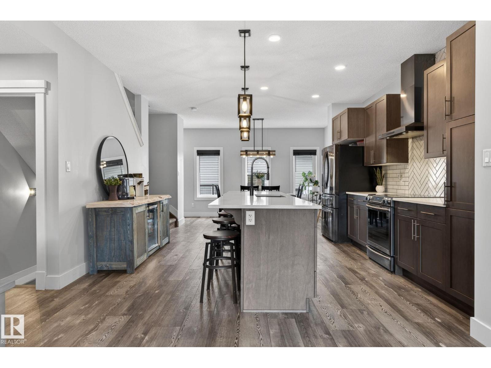 17733 64A ST NW - 6