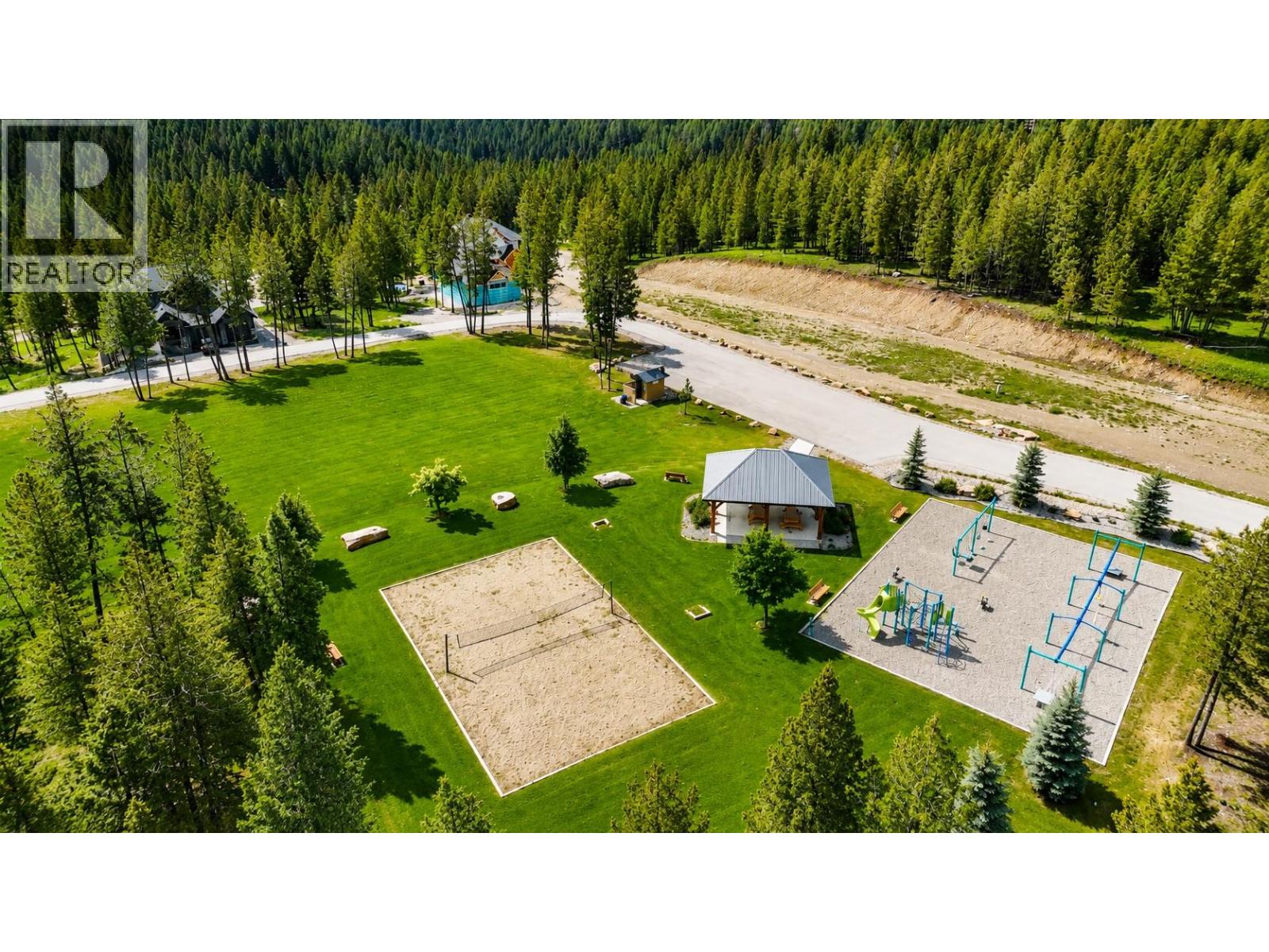 Lot 18 BREWER  RISE Ridge, Invermere — photo 2