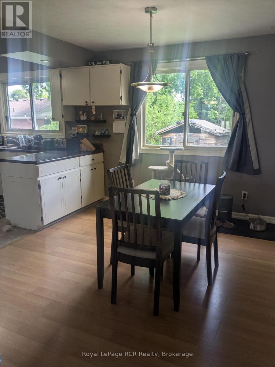 551 15TH AVENUE - 11