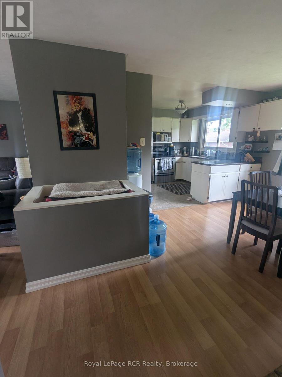 551 15TH AVENUE - 12