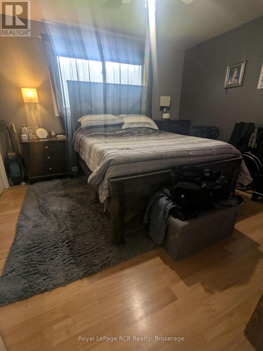 551 15TH AVENUE - 16