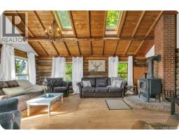 Living room - 35 Hills Road, Oak Bay, NB E3L4K6 Photo 7