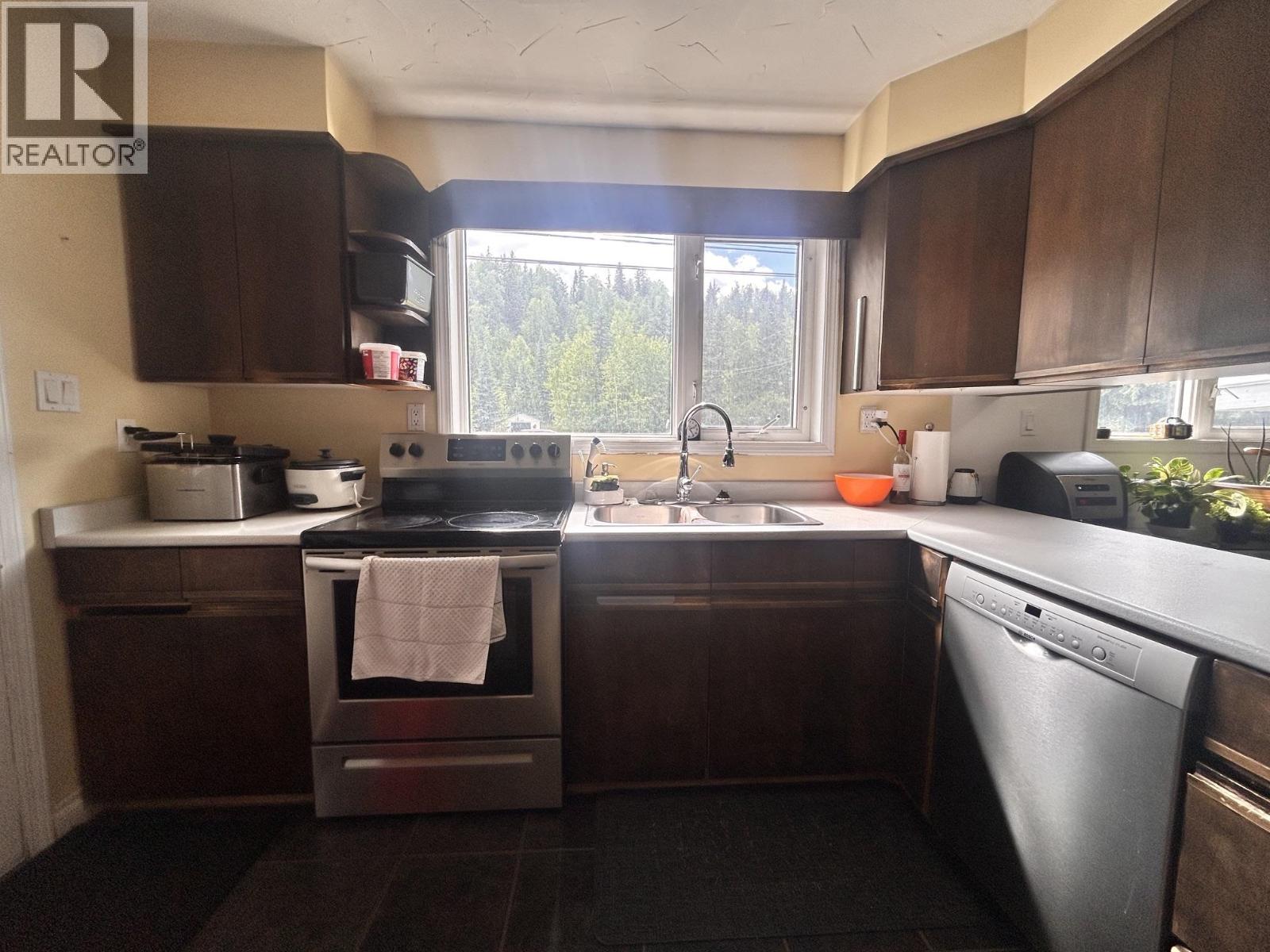 3022 HART HIGHWAY - 8