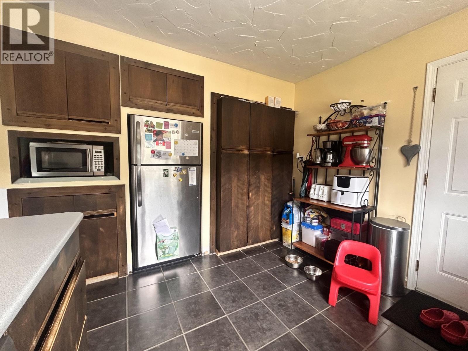 3022 HART HIGHWAY - 6