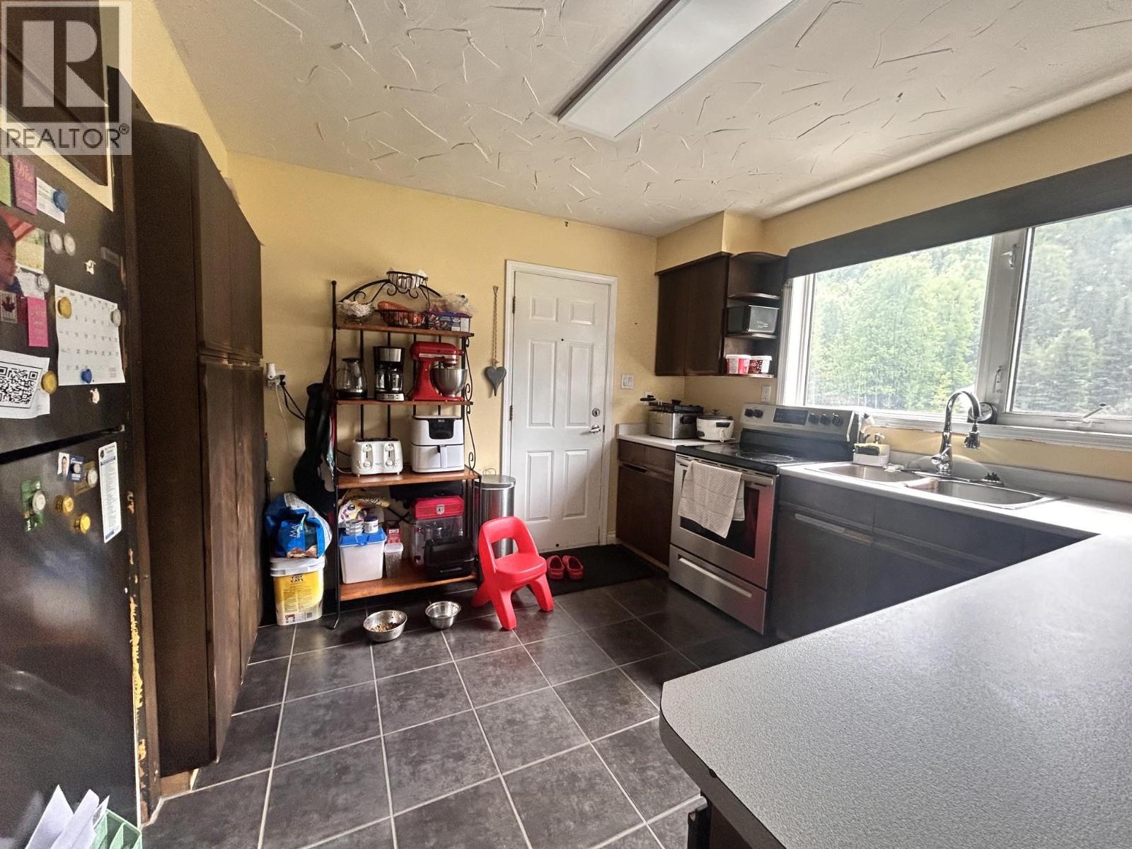 Dining room of 3022 HART HIGHWAY · Prince George, BC