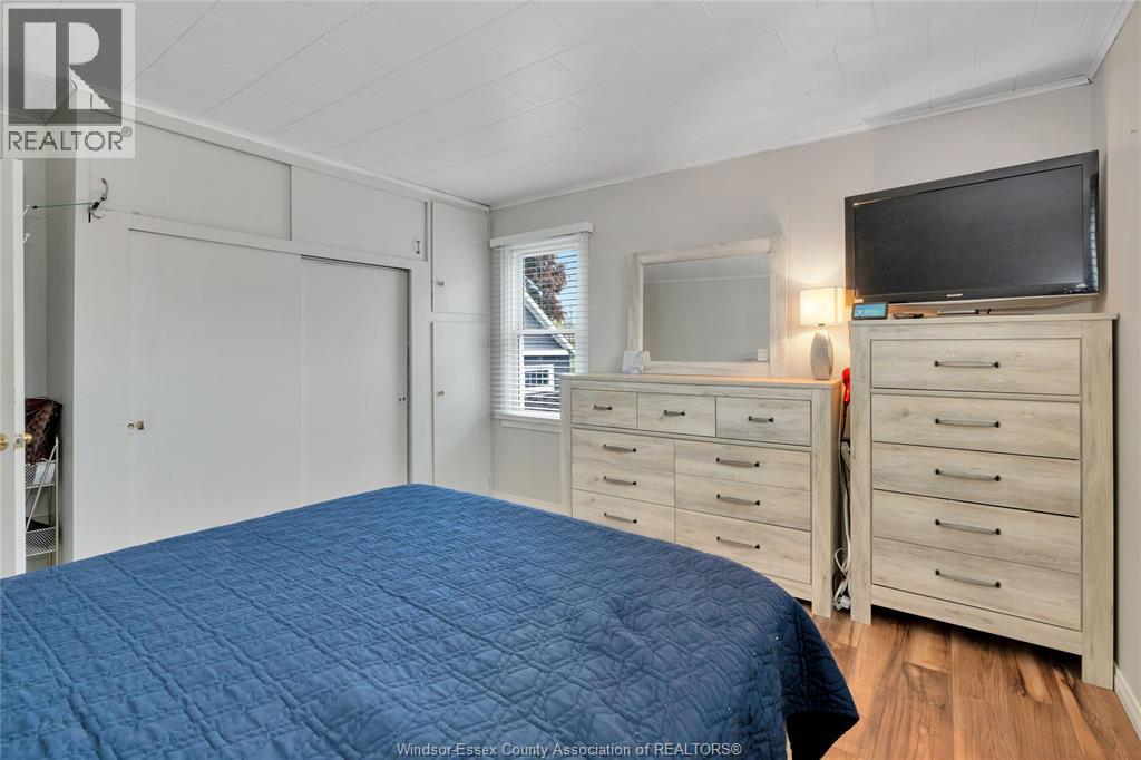 1626 TALBOT ROAD - 12