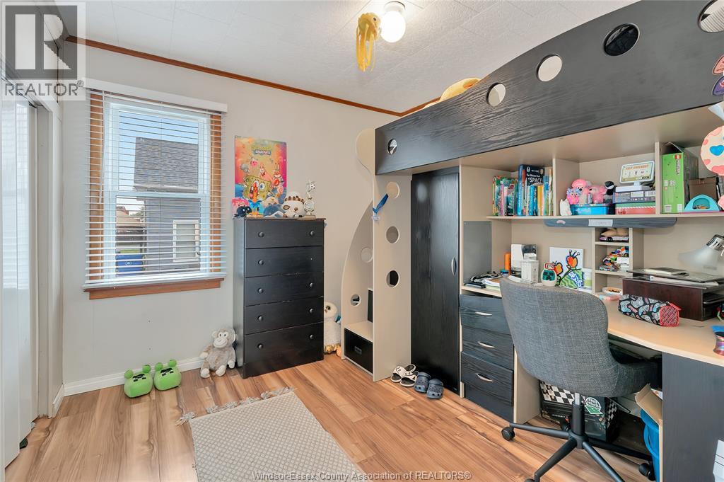 1626 TALBOT ROAD - 13