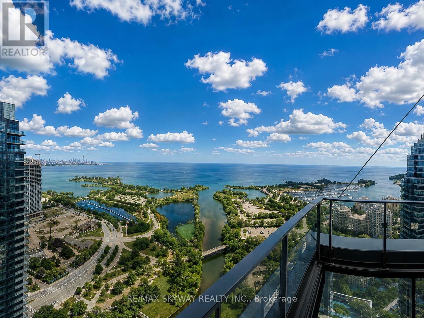 #LPH03 2212 LAKESHORE BOULEVARD W - 19