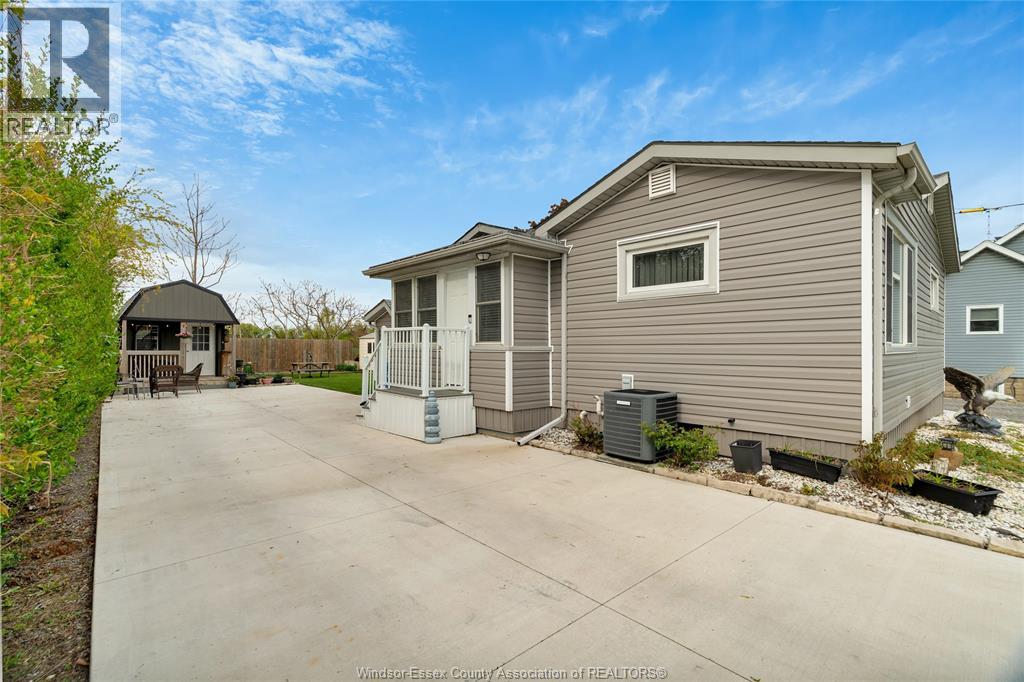 1626 TALBOT ROAD - 34
