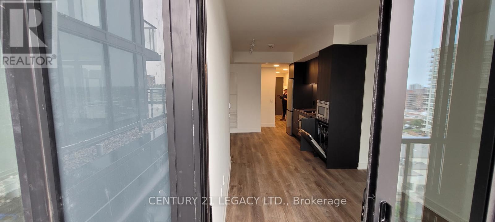 #821 86 DUNDAS STREET E - Image 9