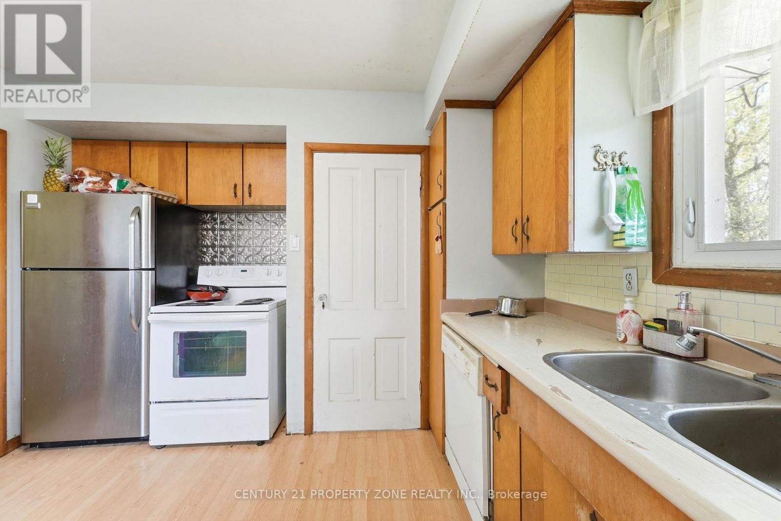 1192 KALADAR DRIVE - 13