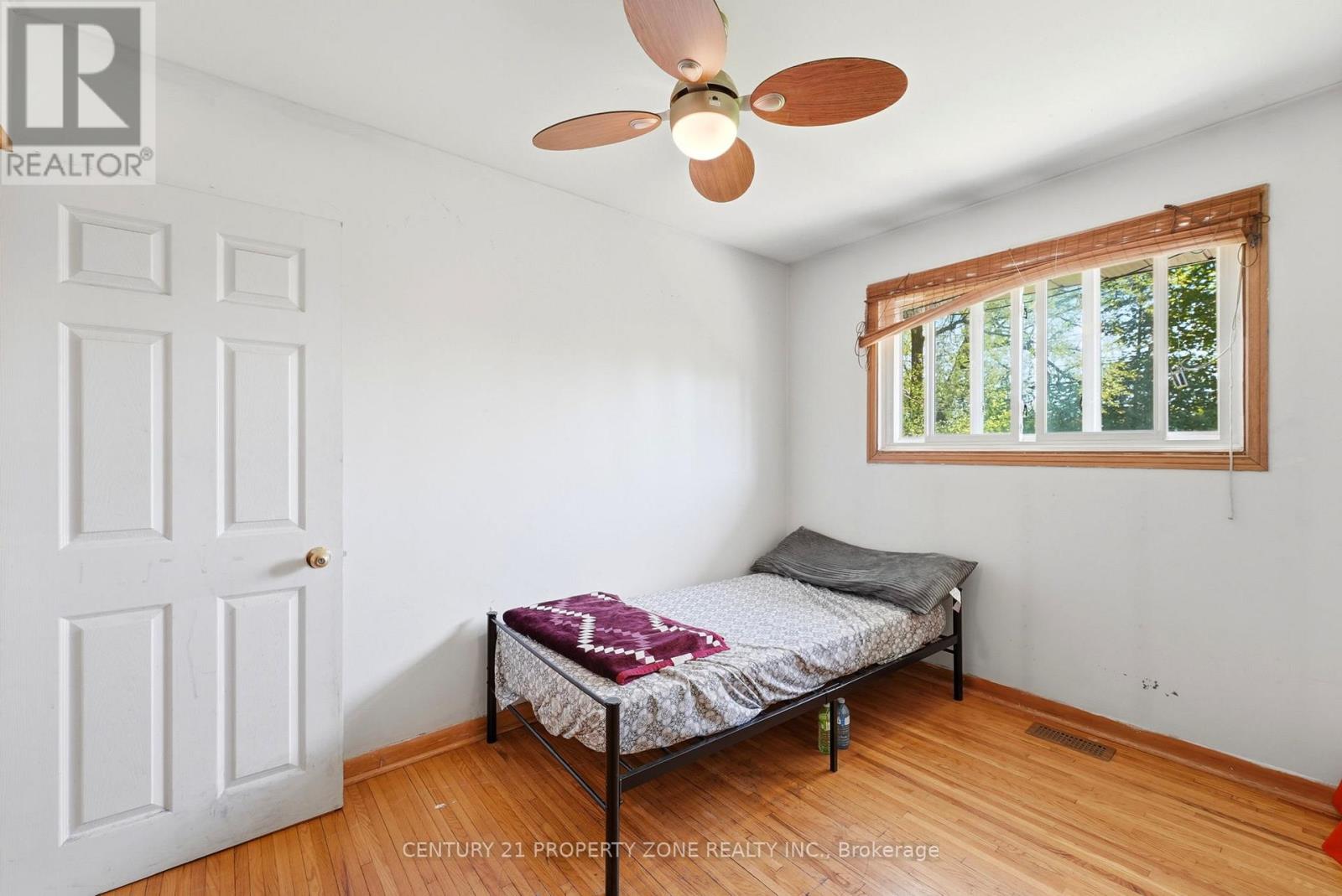 1192 KALADAR DRIVE - 23