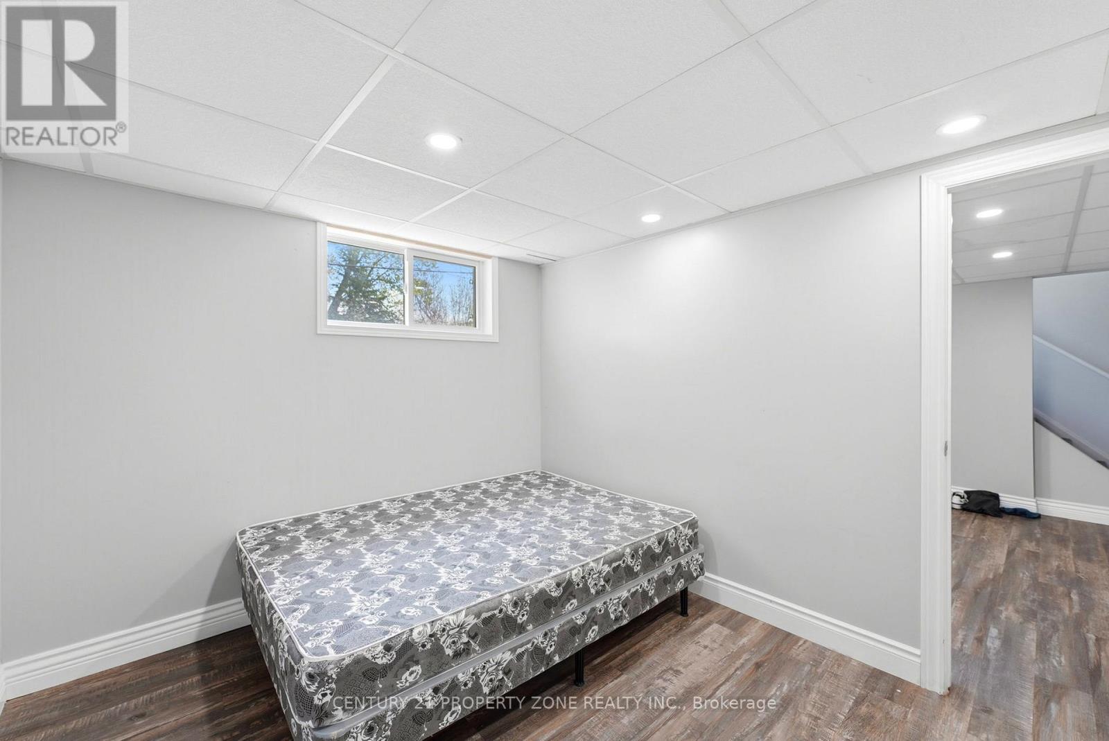 1192 KALADAR DRIVE - 25