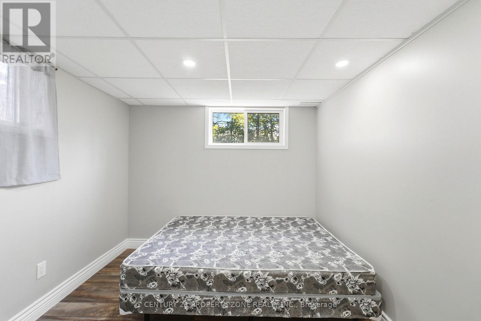 1192 KALADAR DRIVE - 27