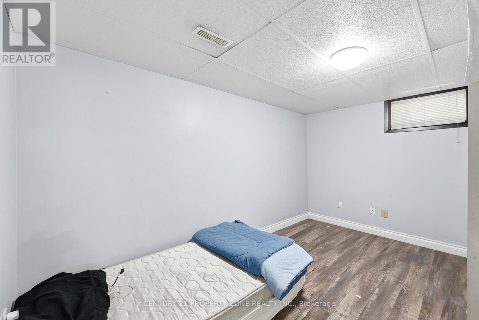 1192 KALADAR DRIVE - 28