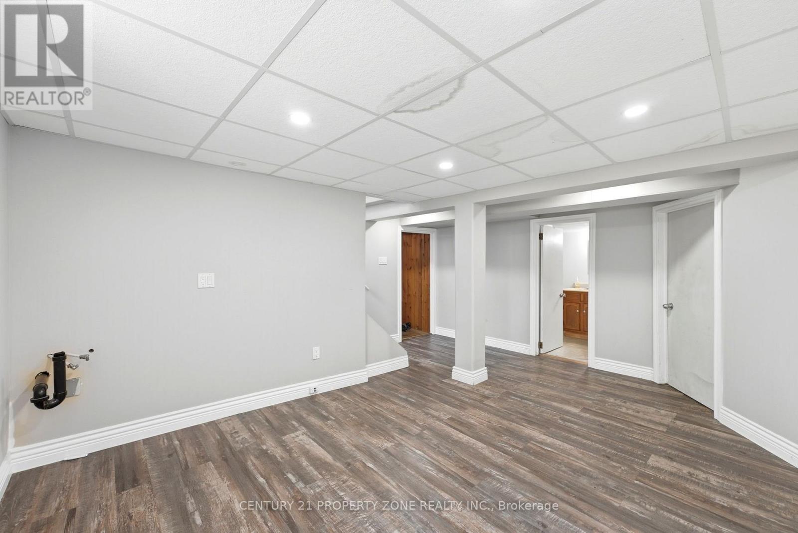 1192 KALADAR DRIVE - 33