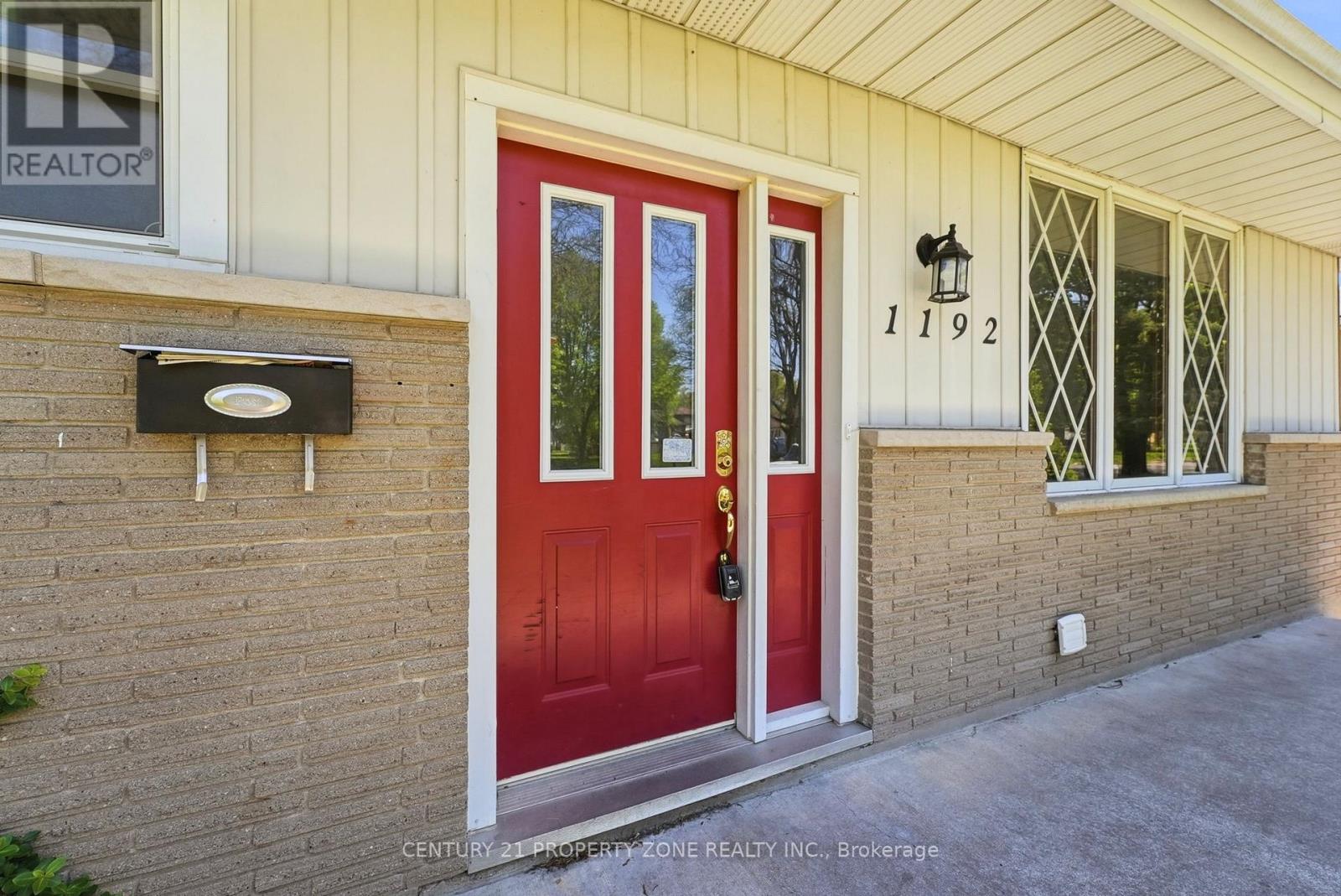 1192 KALADAR DRIVE - 4