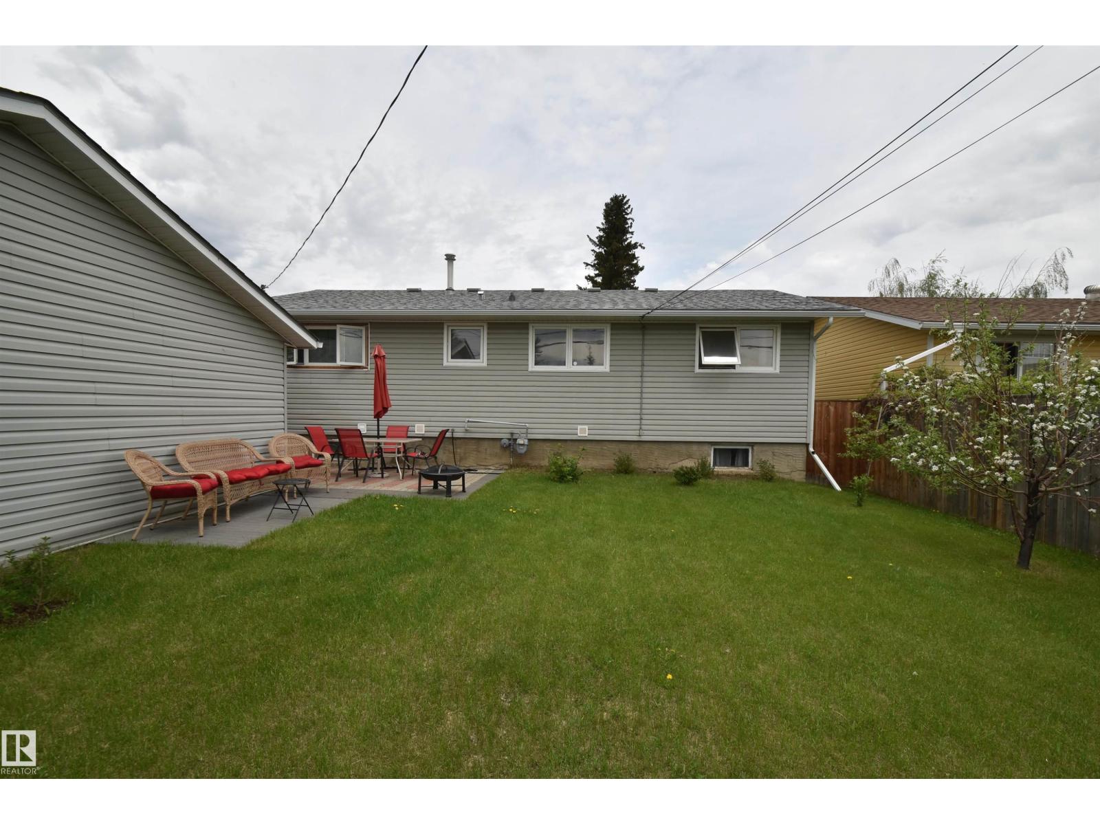 5117 54 AV — photo 28