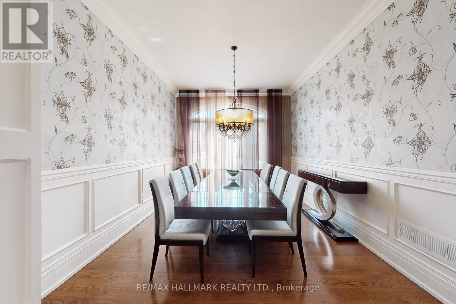206 CHURCHILL AVENUE - 15