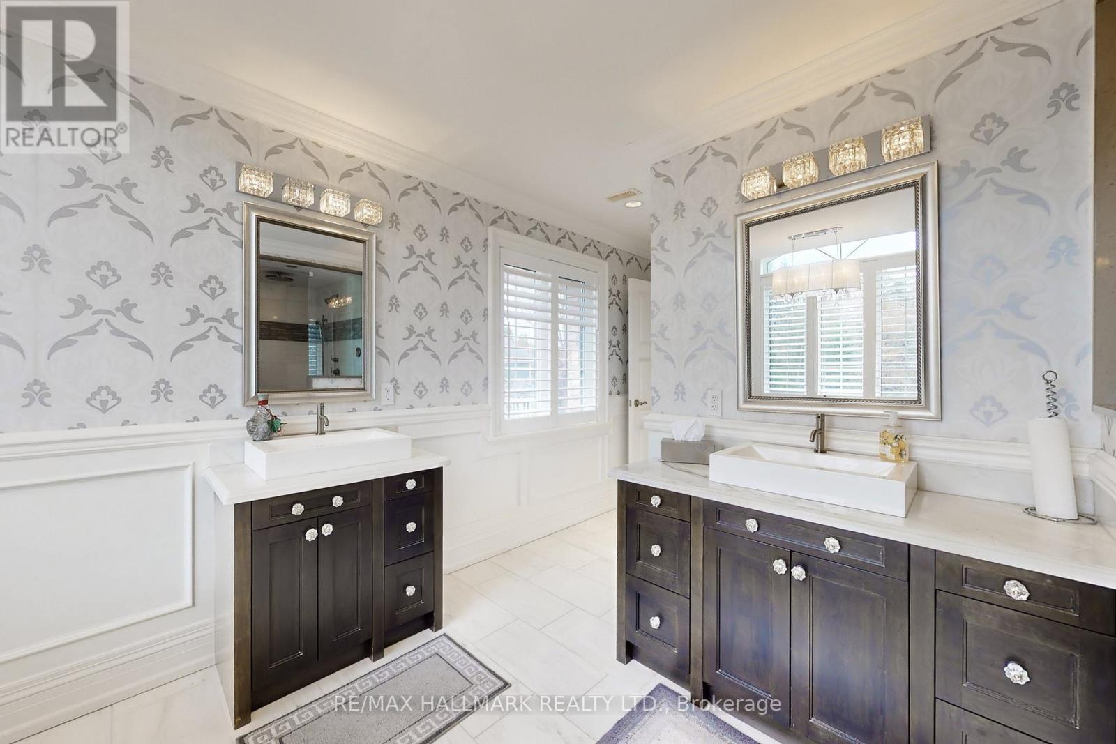 206 CHURCHILL AVENUE - 29