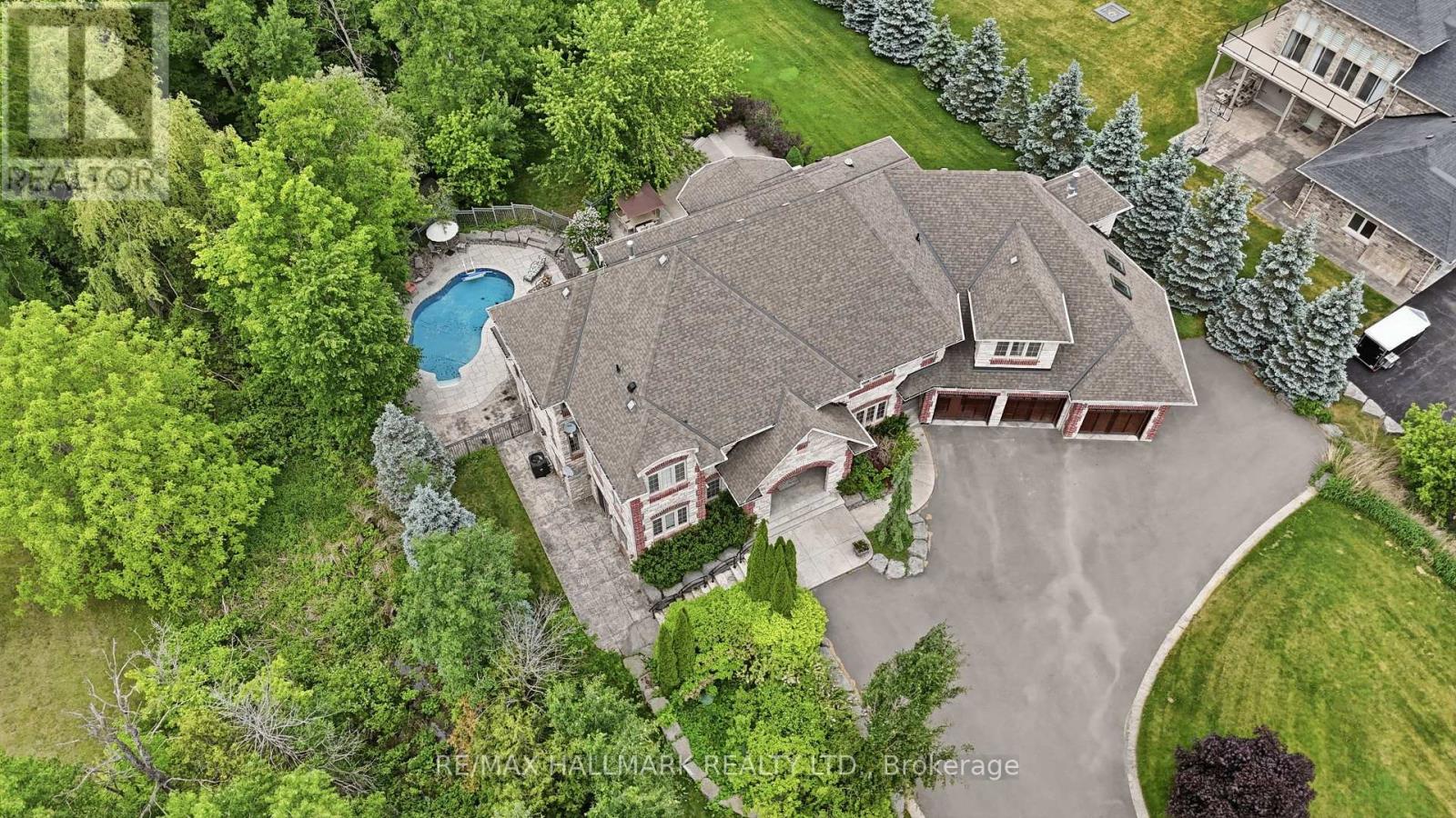206 CHURCHILL AVENUE - 2