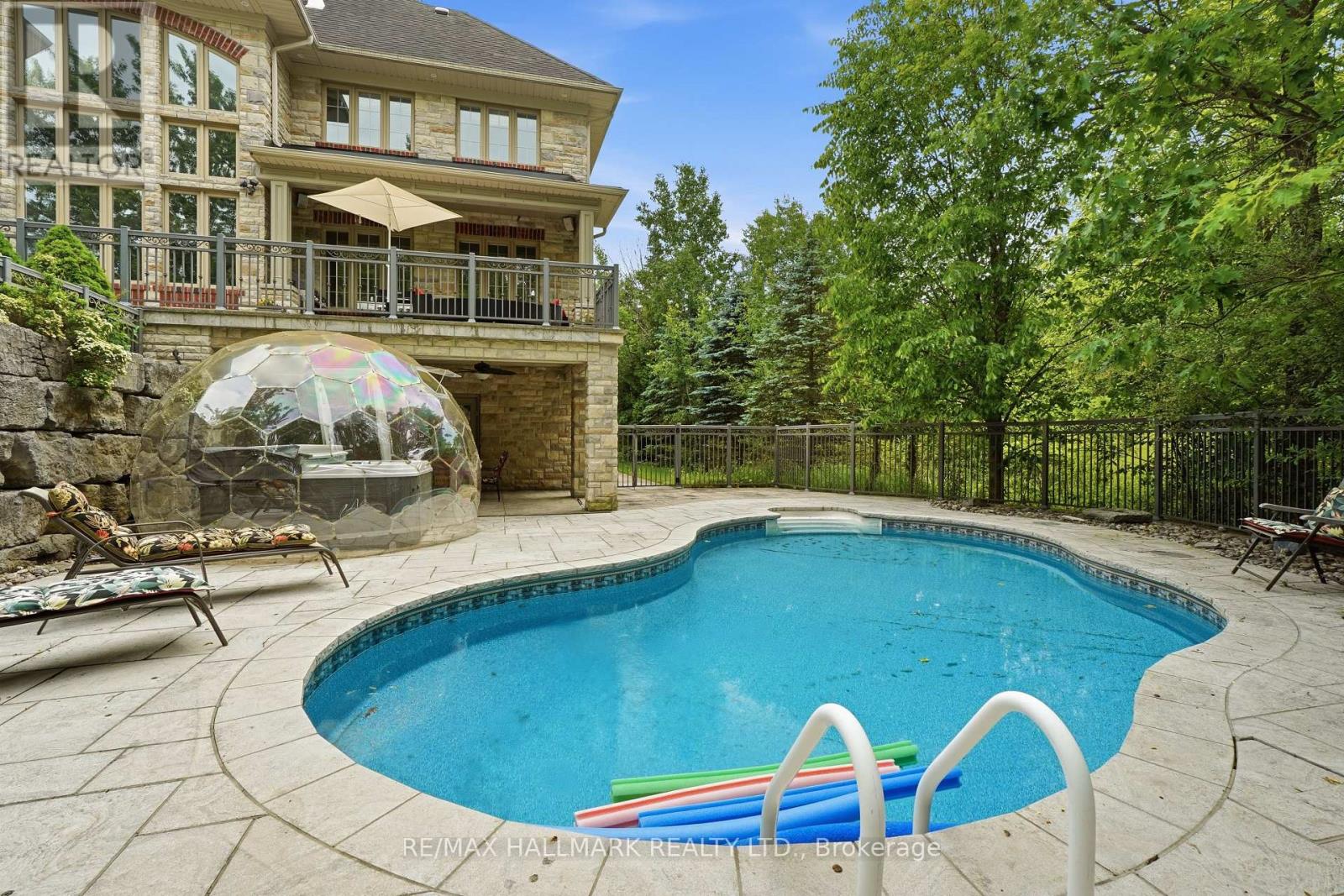 206 CHURCHILL AVENUE - 45