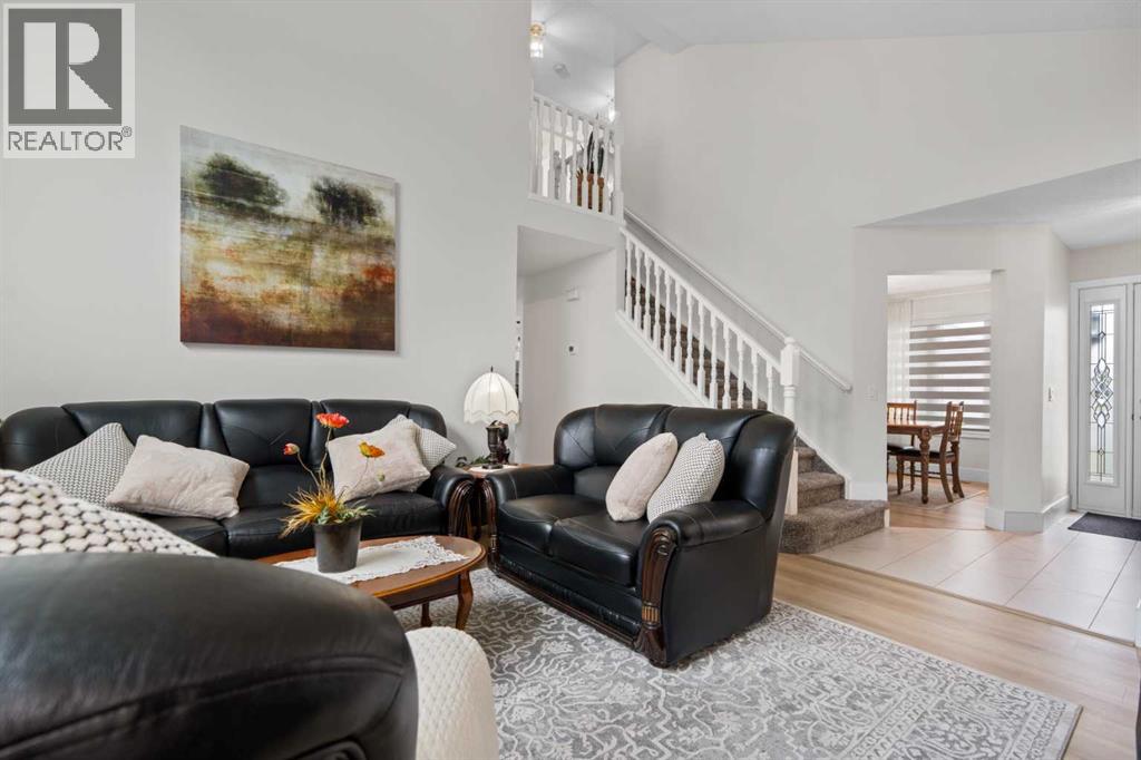 957 Applewood Drive SE — photo 8