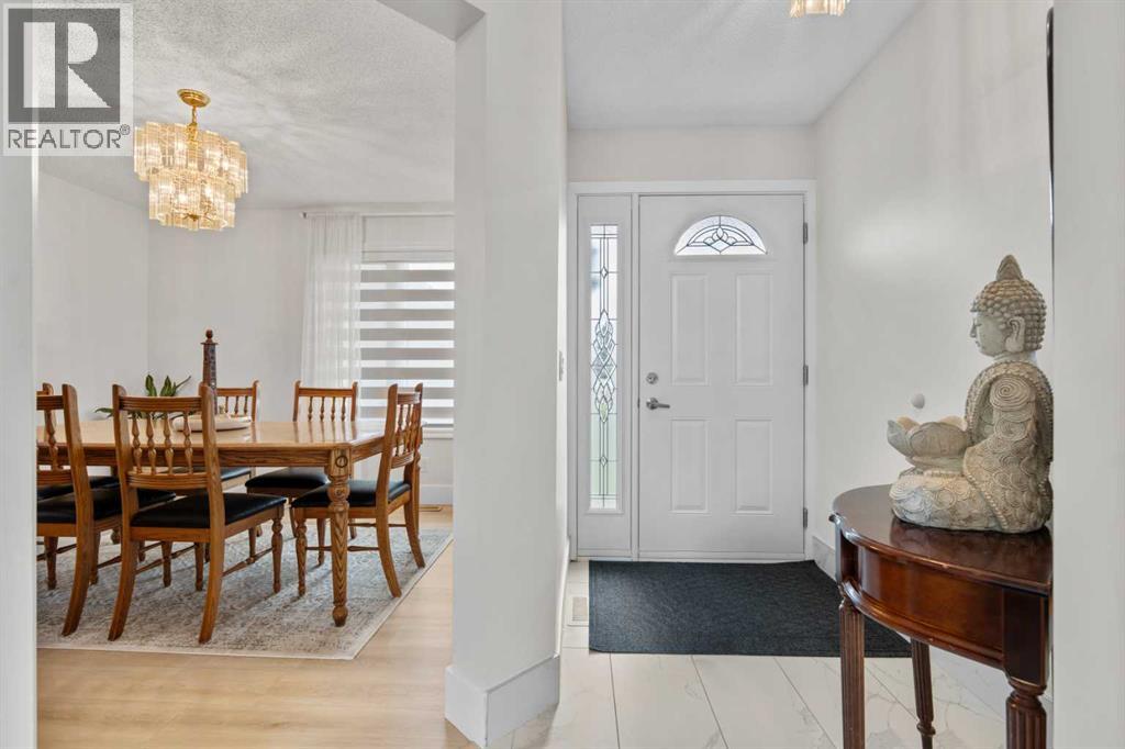 957 Applewood Drive SE - photo 4