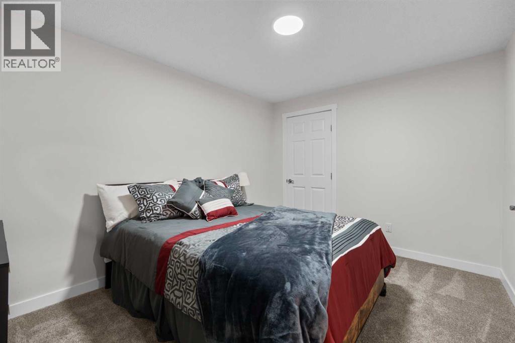 957 Applewood Drive SE — photo 34