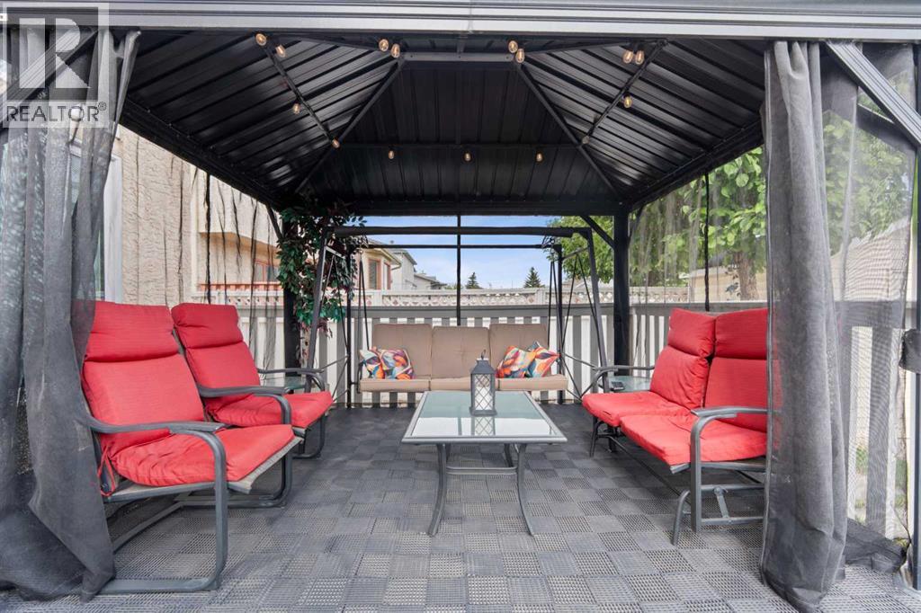 957 Applewood Drive SE — photo 38