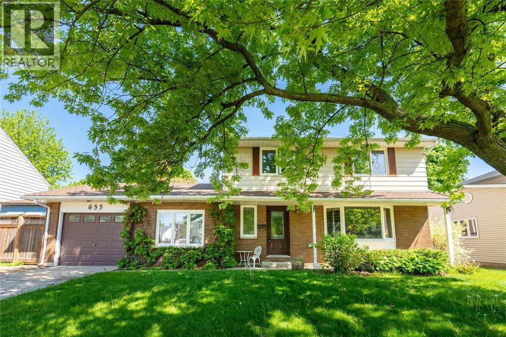 635 Highbury PARK - 1