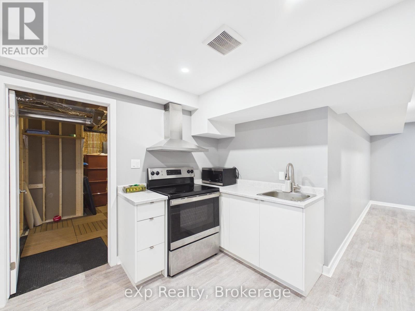 300 NORMANTON STREET - 27