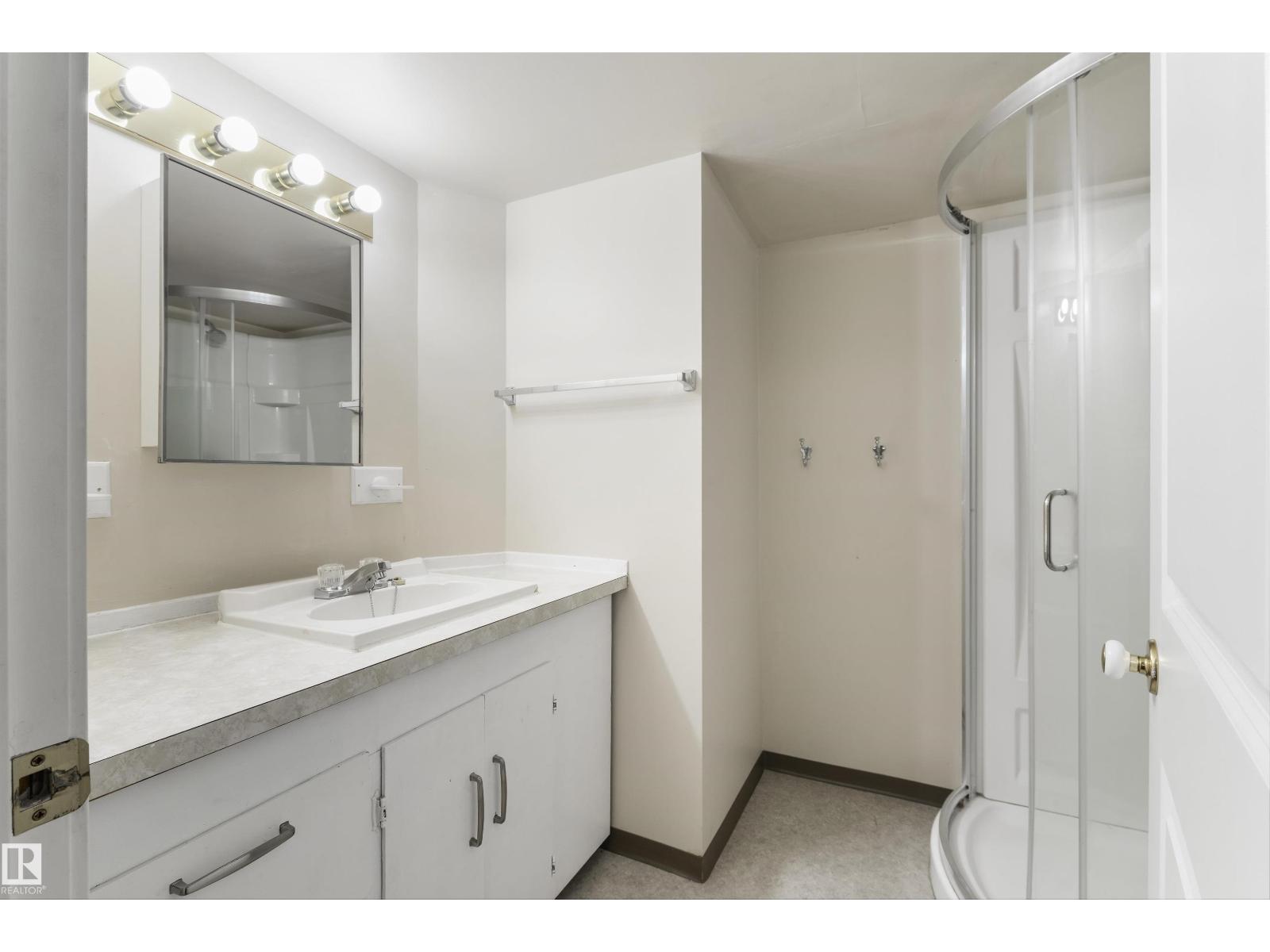 15 WEST TERRACE PL — photo 28