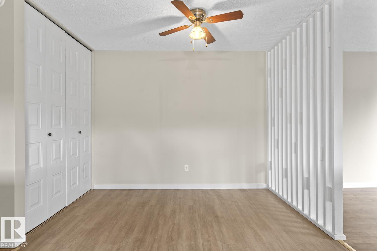 210 22 ST — photo 11