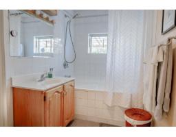4 Rue Tavernier, Gatineau, QC J9H1W9 Photo 17