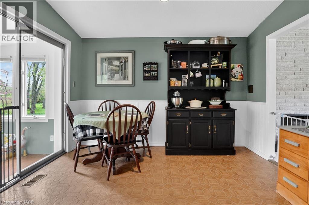 124 MUMBY Road - 12