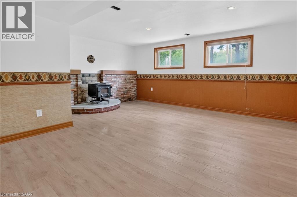 124 MUMBY Road - 26
