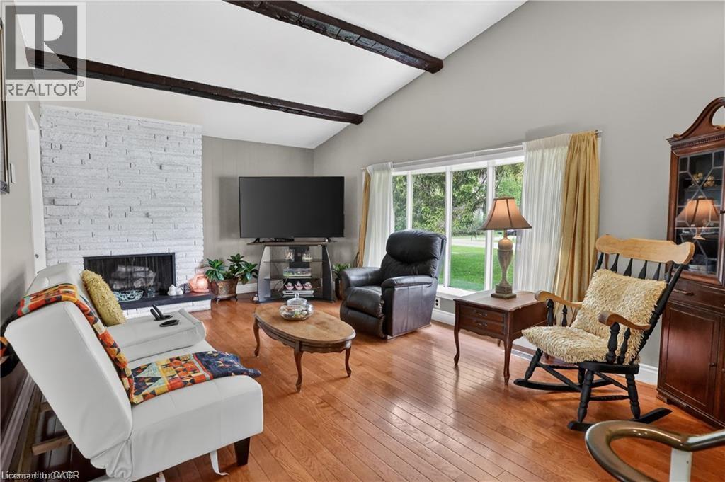 124 MUMBY Road - 8