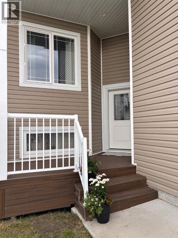 8561 72 Avenue - photo 2