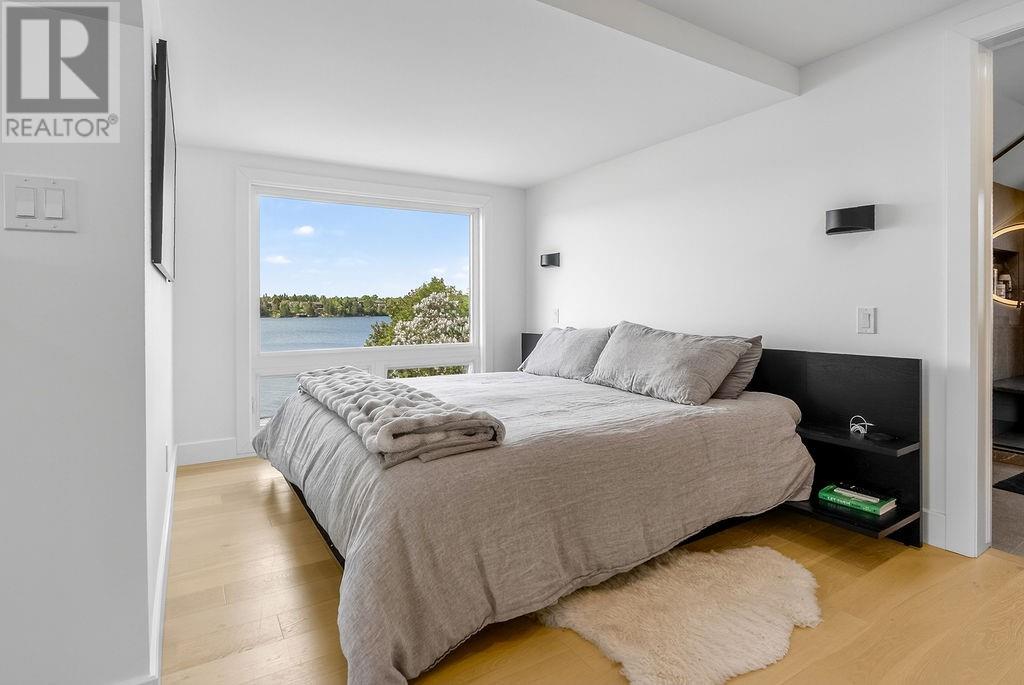 1305 North Shore Drive - 21