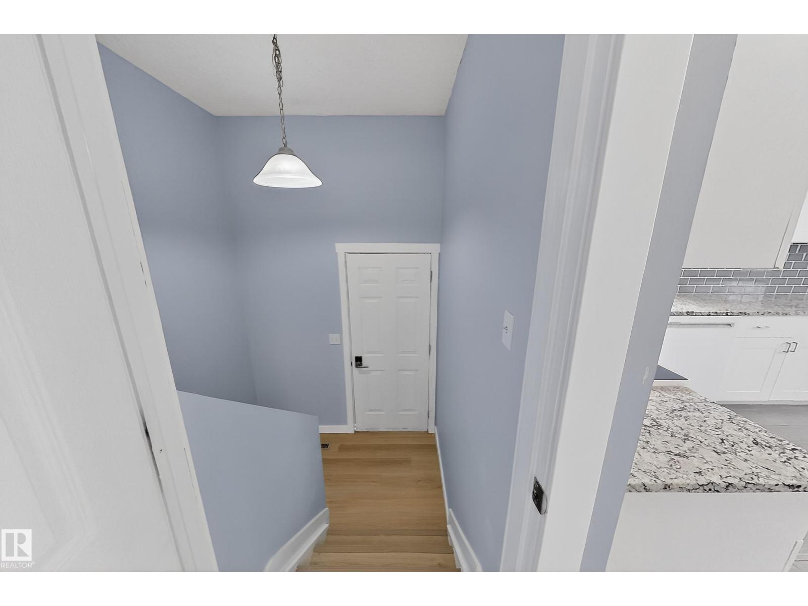 15115 22 ST NW - 30