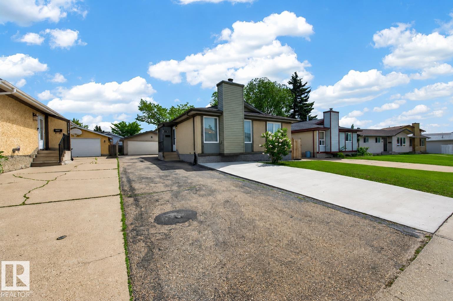 15115 22 ST NW - 62
