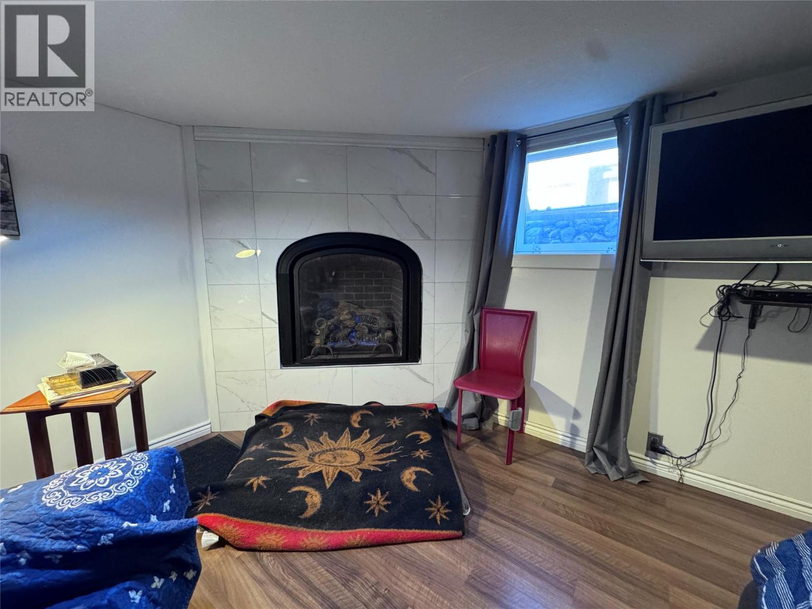 640 Wallinger Avenue - 16