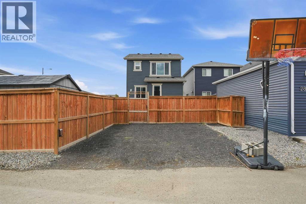 30 Juniper Street — photo 47