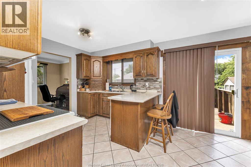 7165 MALDEN ROAD - 11
