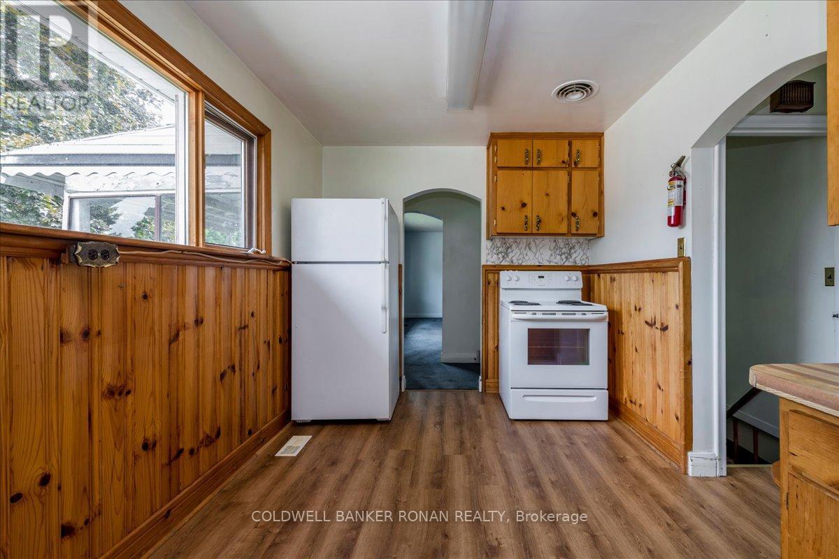 199 TUPPER STREET W - 5